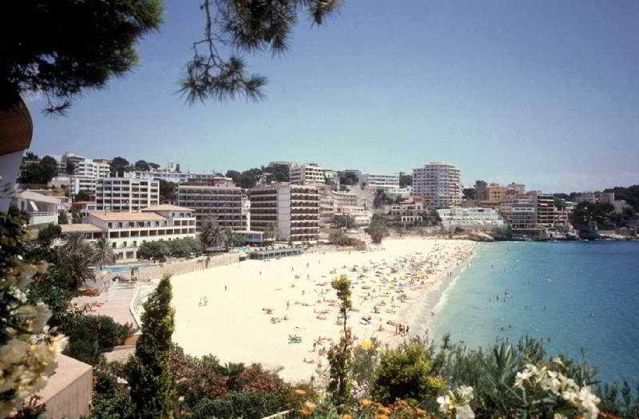 Mll Blue Bay Hotel Cala Major  Bagian luar foto